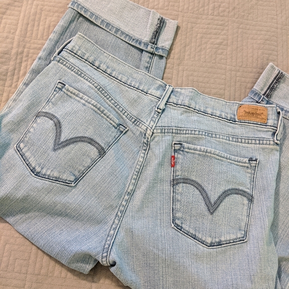 Levi's 515  Faded Capri's - Picture 2 of 7